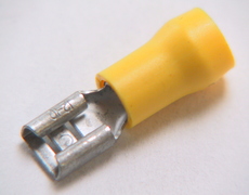 Universal Kabelsko, gul, isol. 4-6 mm.