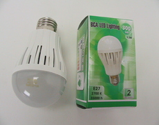 Universal LED-pære, 3,3W., 230V., E27.